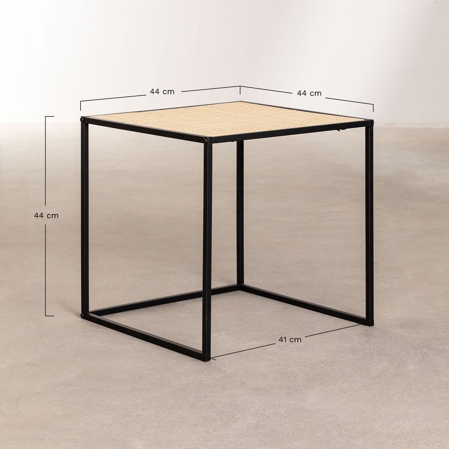 Daek Rattan Nesting Tables, MAßE