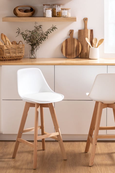 Barhocker 65 cm aus Buchenholz Polypropylen und weißem Kunstleder Nordic Edition