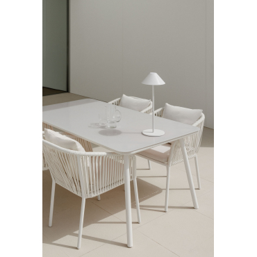 Rechteckiger Gartentisch aus Glas und Aluminium (160 x 90 cm) Arhiza