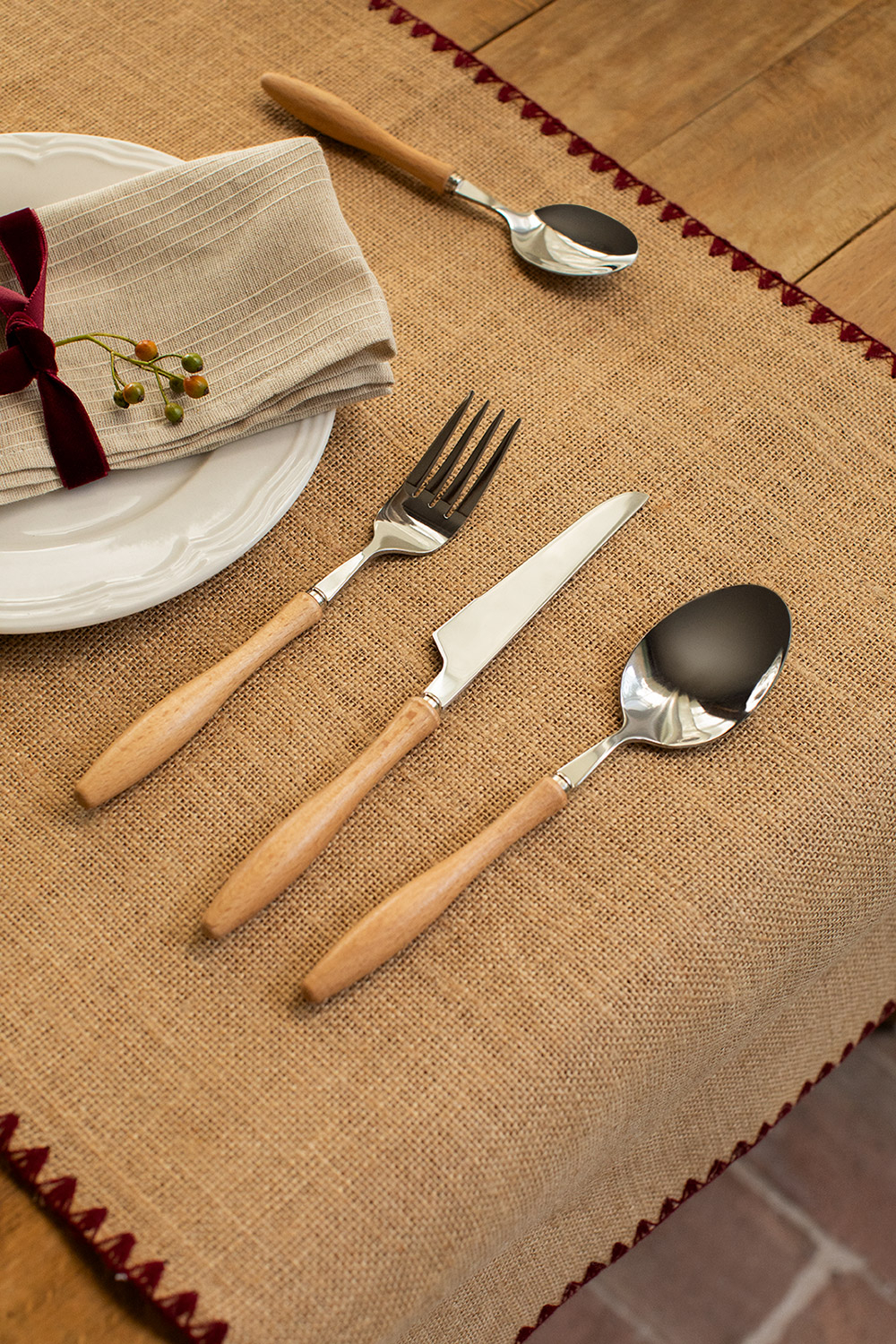 16-teiliges Tafelmesser-Set Aus Edelstahl – 22,9 Cm, Hochglanzpoliert, Spülmaschinenfest, Für Besondere Anlässe & Alltag