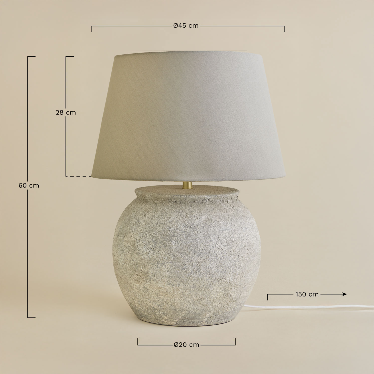 Kenaris Tischlampe aus Keramik und Leinen, MA&szlig;E