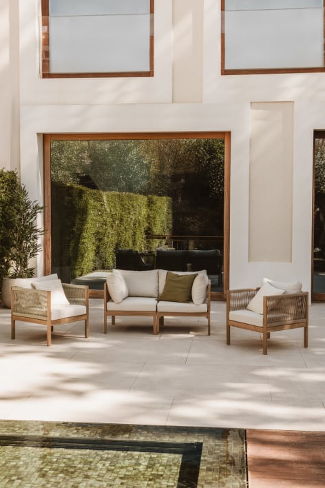 Gartenset mit 2-teiliger modularer Sofaeinheit mit Armlehne und 2 Sesseln aus Akazienholz Branson