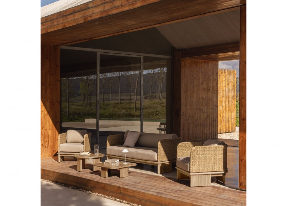 Gartenset mit 3-Sitzer-Sofa, 2 Sesseln und 2 Couchtischen aus Rattan und Akazienholz Famara