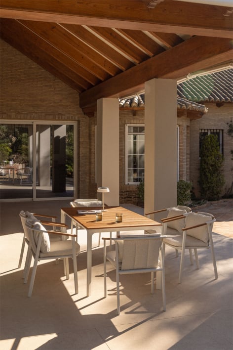 Rechteckiges Tischset Katiana, 160 x 90 cm, aus Aluminium und Teakholz, und 6 Gartenstühle Yervin, aus Aluminium und Bouclé-Stof