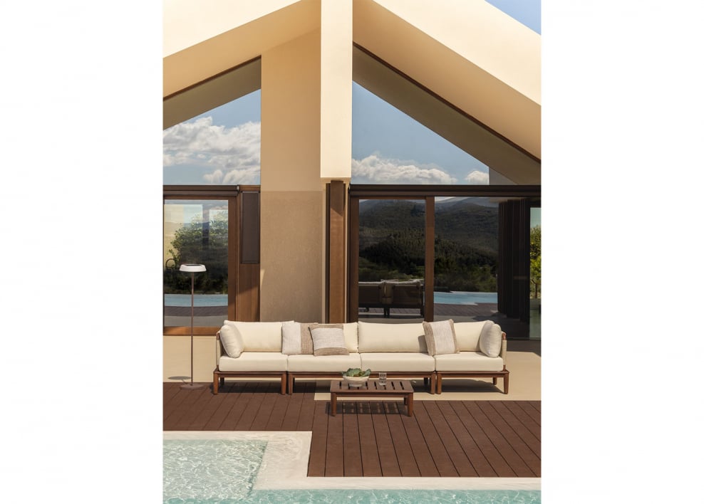 Gartenmöbel-Set mit 4-teiligem modularen Sofa mit 2 Ecksesseln und Couchtisch aus Akazienholz Giulia