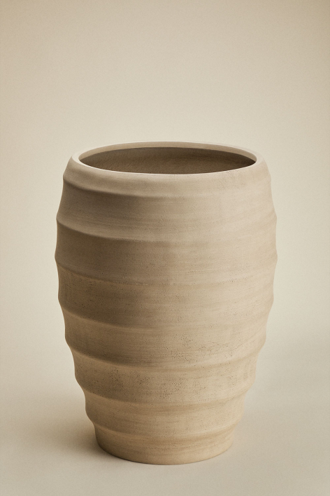 Außentopf aus Beton Gabe