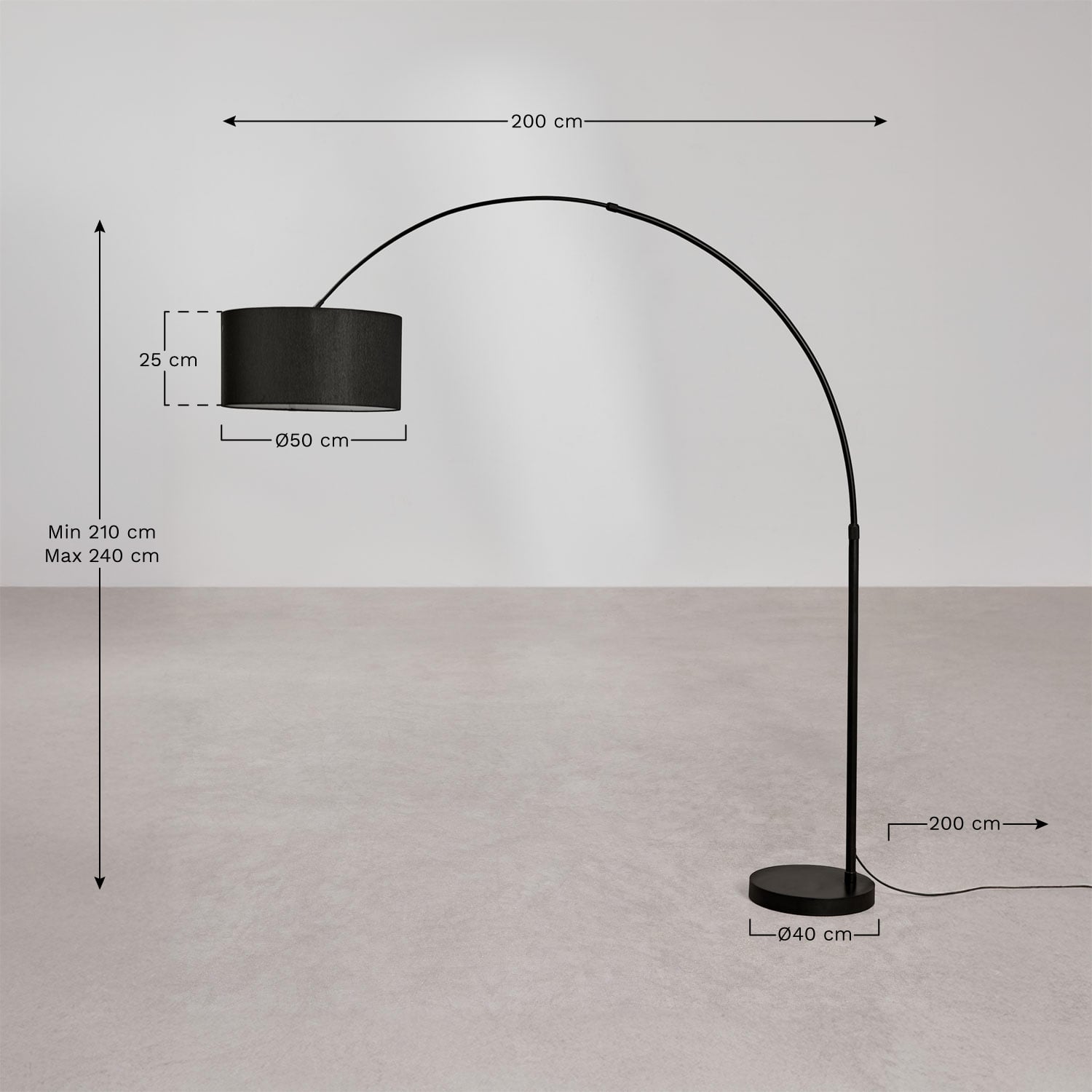 Stehlampe aus Leinen und Eisen Vonera, MA&szlig;E