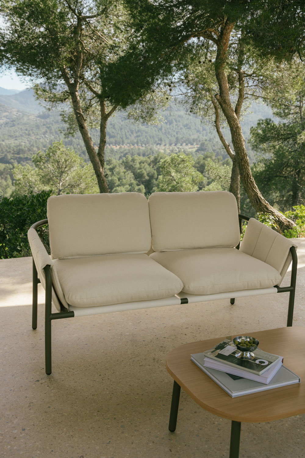 Zunika 2-Sitzer Garten-Sofa, gepolstert und aus Stahl