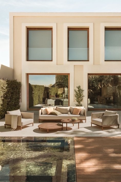 Gartenset mit 3-Sitzer-Sofa, 2 Sesseln und 2 runden Couchtischen aus Akazienholz Olivia - Akazienbraun dunkel