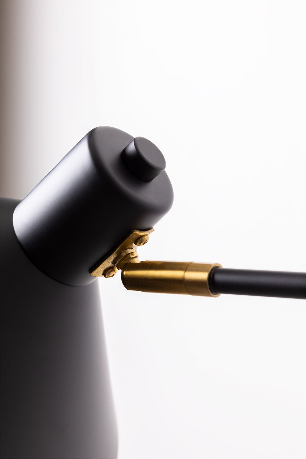 Wandlampe aus Eisen mit 2 Lichtpunkten, richtbar Doppelt Twin, Galeriebild 6