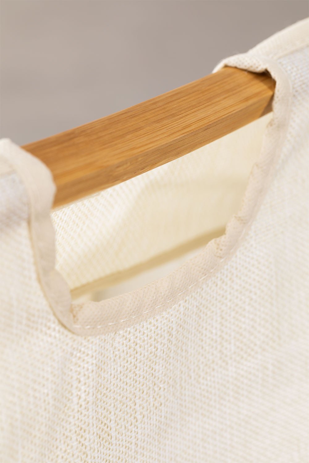 Bambus- und Polyester-Wäschekorb Brais, Galeriebild 7