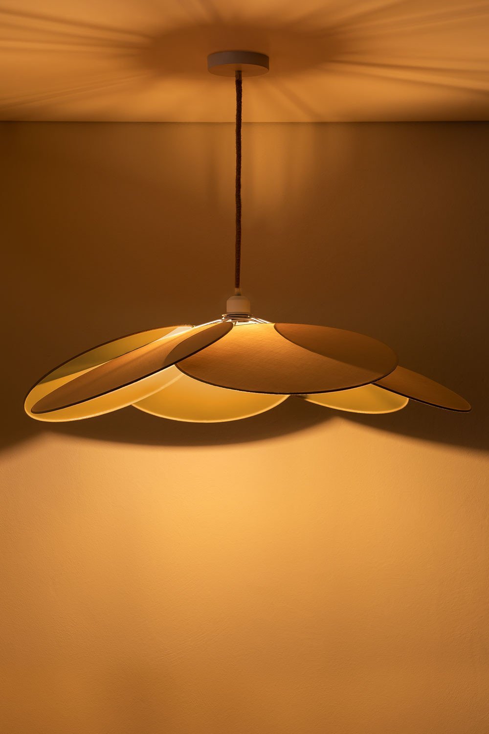 Hängende Deckenlampe aus Baumwolle Okai Style, Galeriebild 4