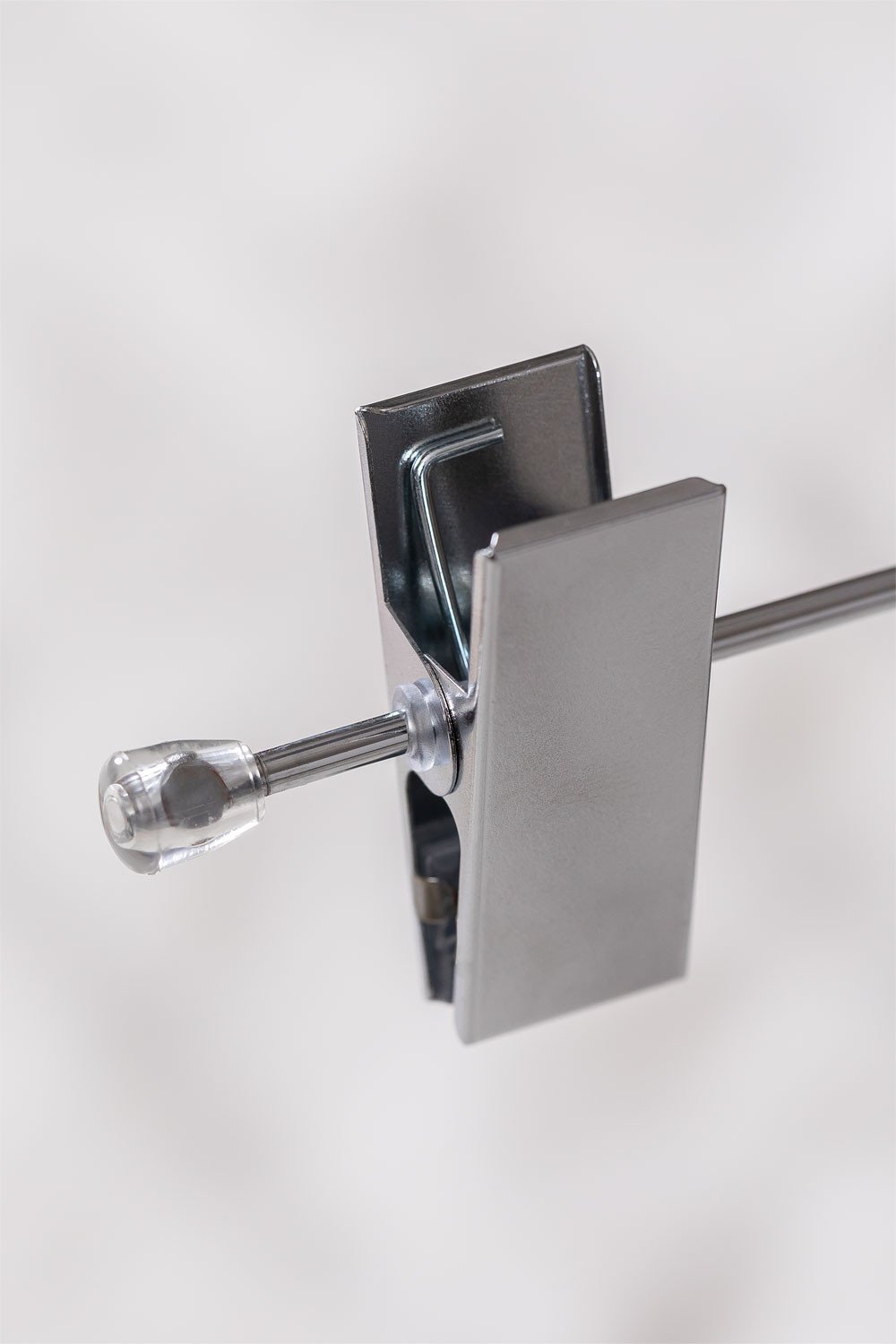 6er Set Metal Kleiderbügeln mit Klammern Gärde , Galeriebild 4