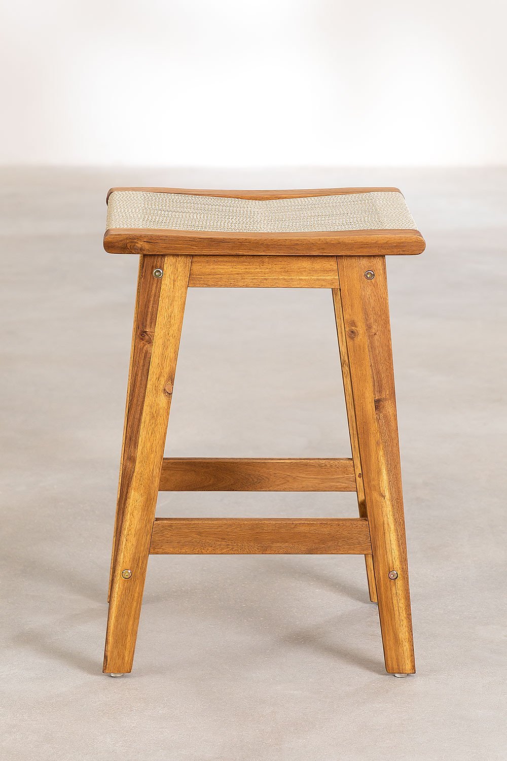 Hoher Hocker 65 cm aus Akazienholz und geflochtenem Seil Tenay , Galeriebild 2