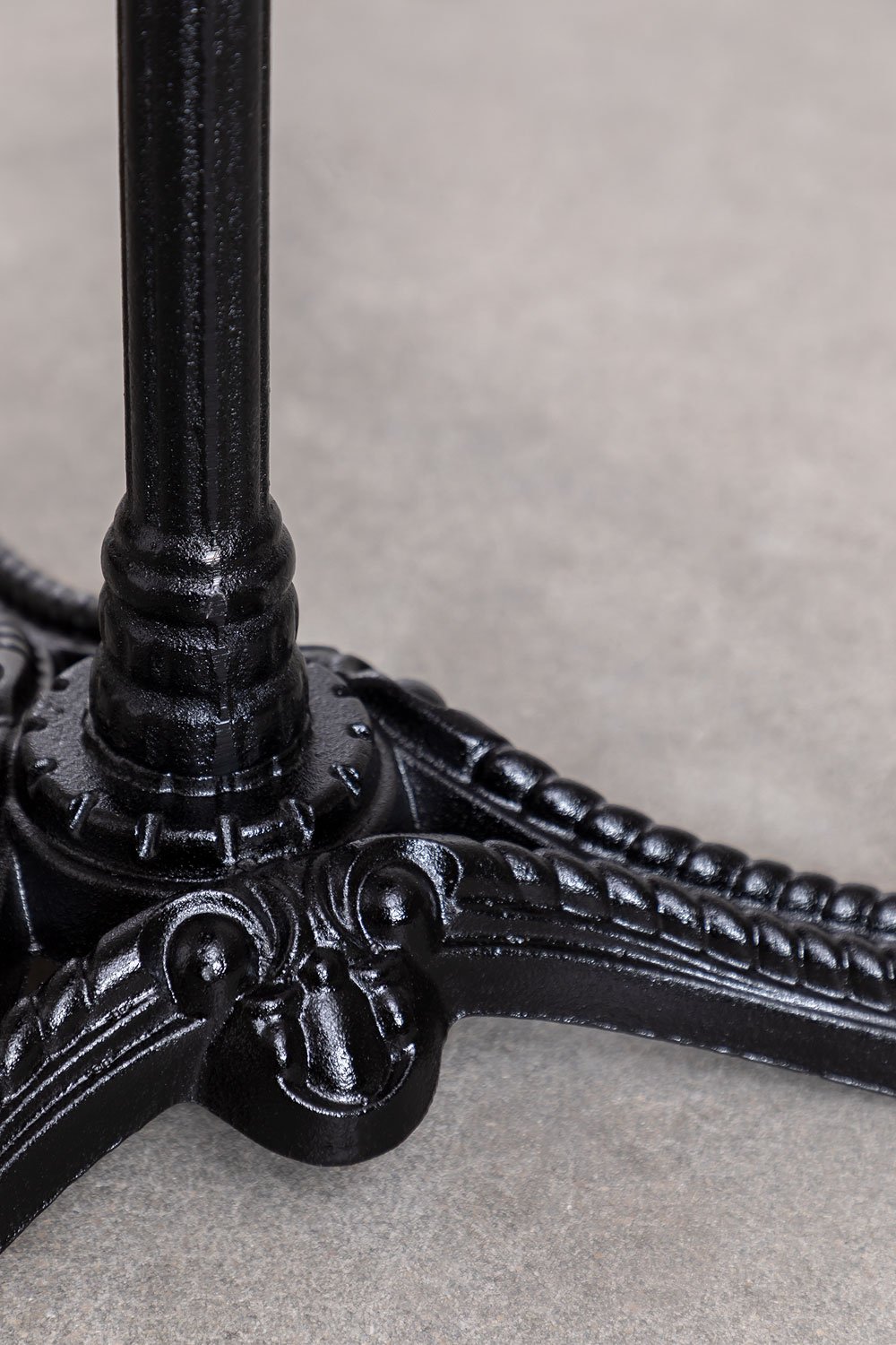 Vertuo Stehtisch aus Terrazzo, Galeriebild 4