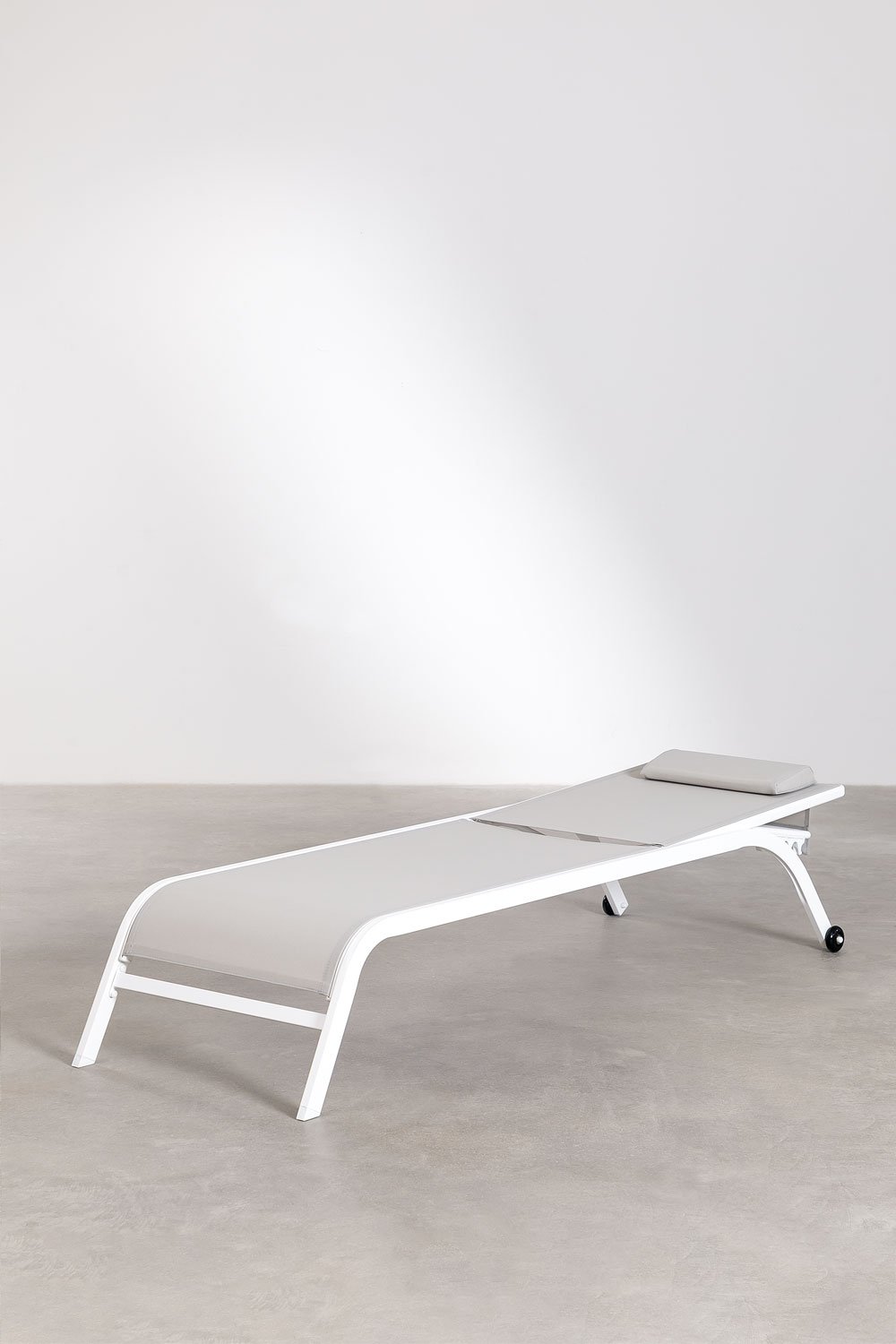 Therys Relaxliege mit Kissen, Galeriebild 3