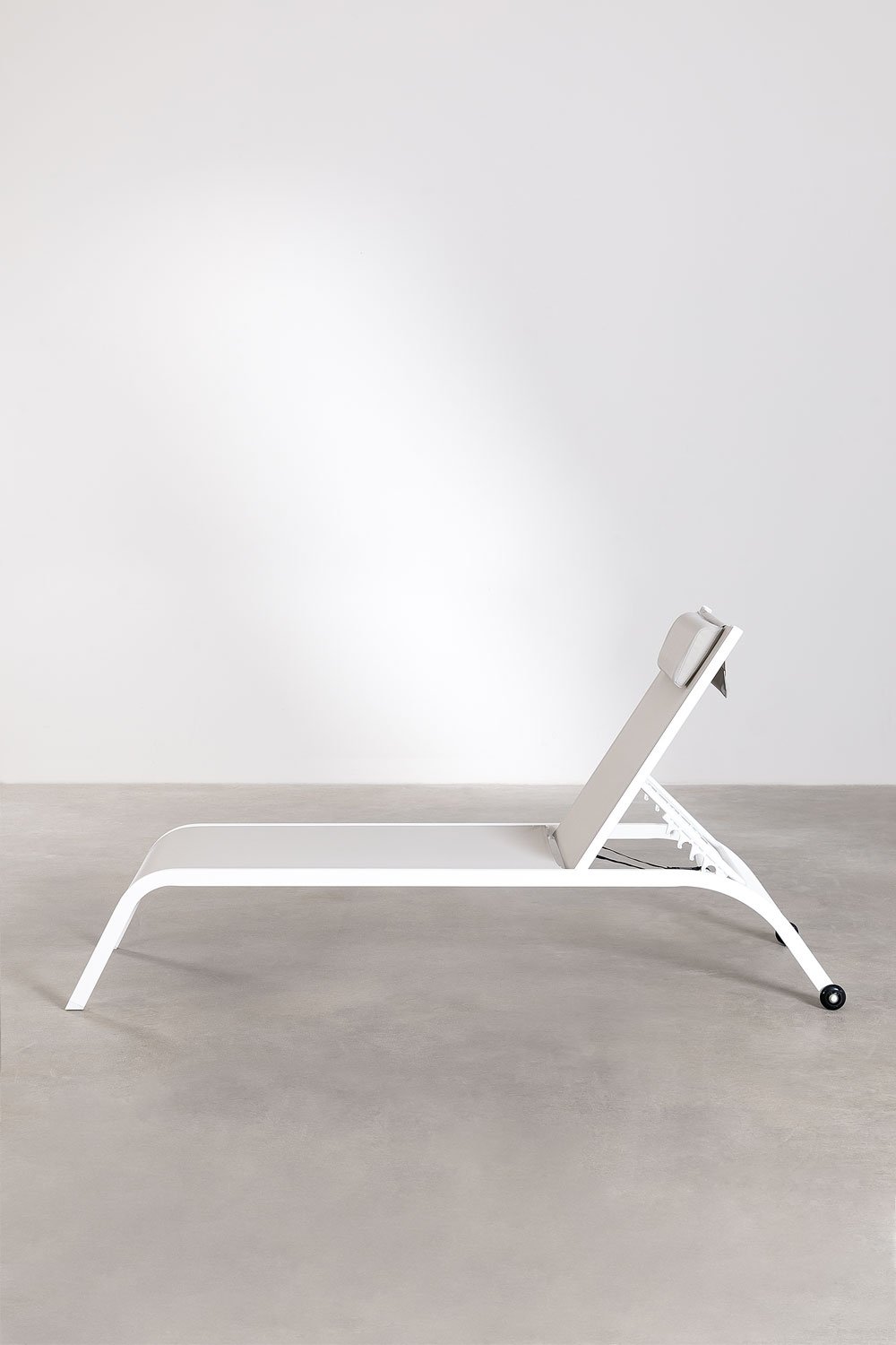 Therys Relaxliege mit Kissen, Galeriebild 4