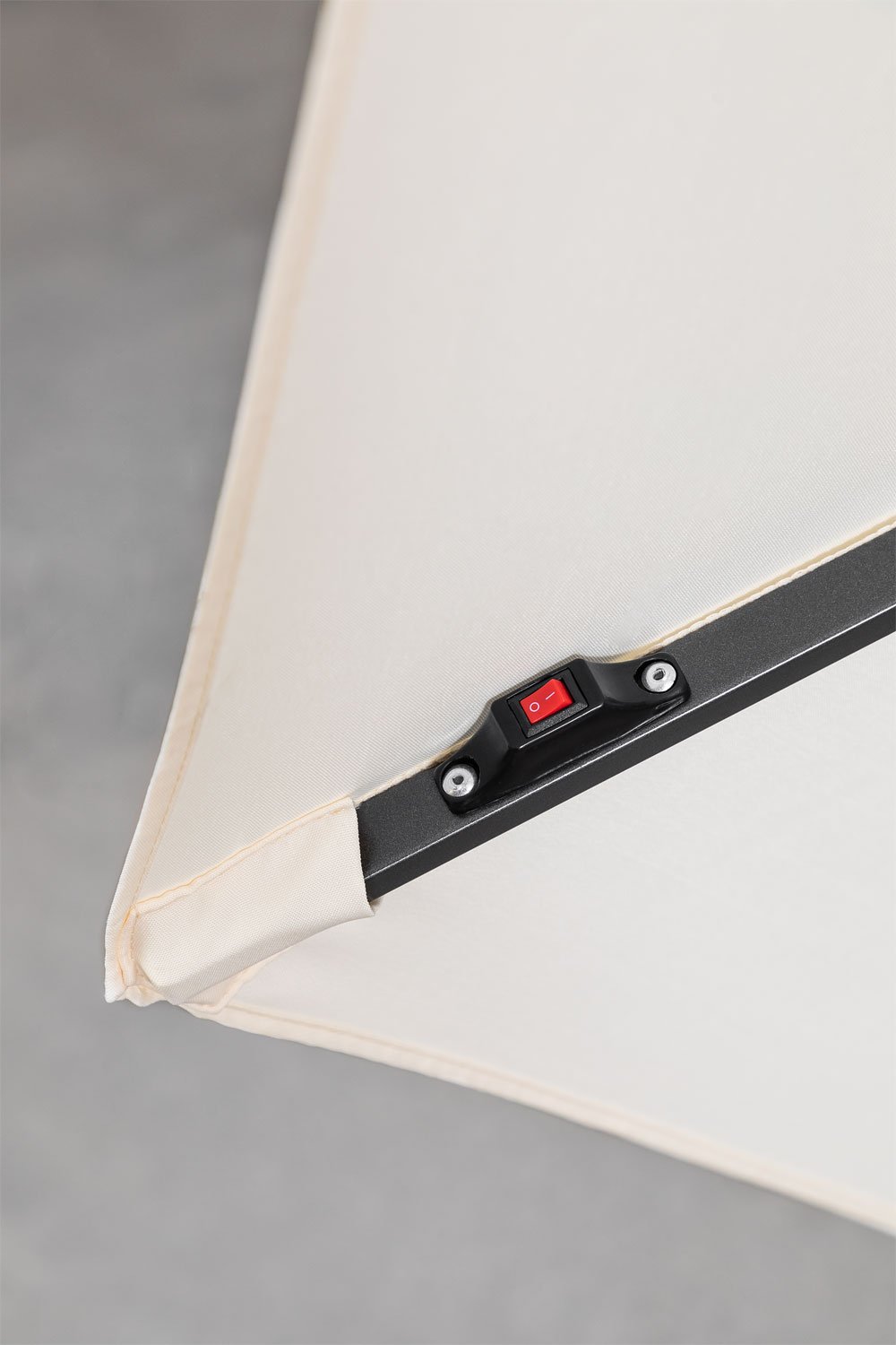 Sonnenschirm Ø270 cm mit Licht in Stoff und Stahl Uzombras, Galeriebild 7