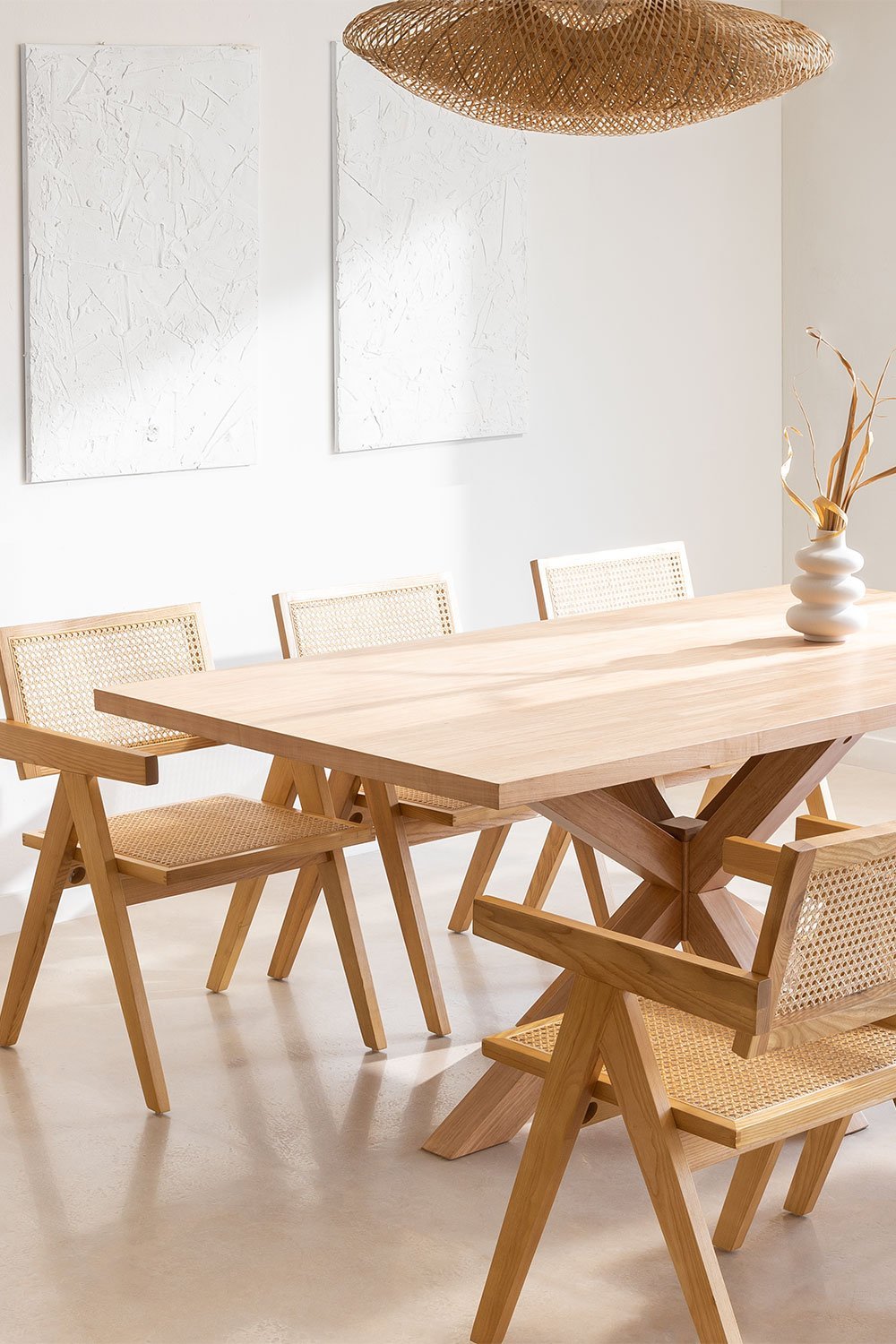 Set aus rechteckigem Esstisch aus MDF (180 x 100 cm) Pleven und 6 Stühlen mit Armlehnen aus Eschenholz und Rattan im Lali-Stil, Galeriebild 1