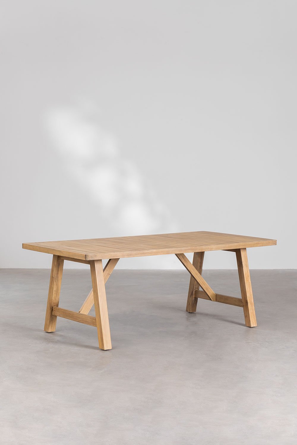 Set aus rechteckigem Tisch (200x100 cm) und 8 Gartenstühlen aus Akazienholz Dubai, Galeriebild 2