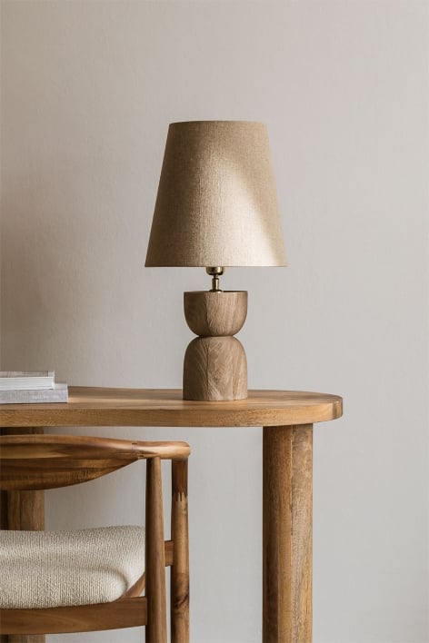 Cruster Tischlampe aus Mangoholz und Leinen