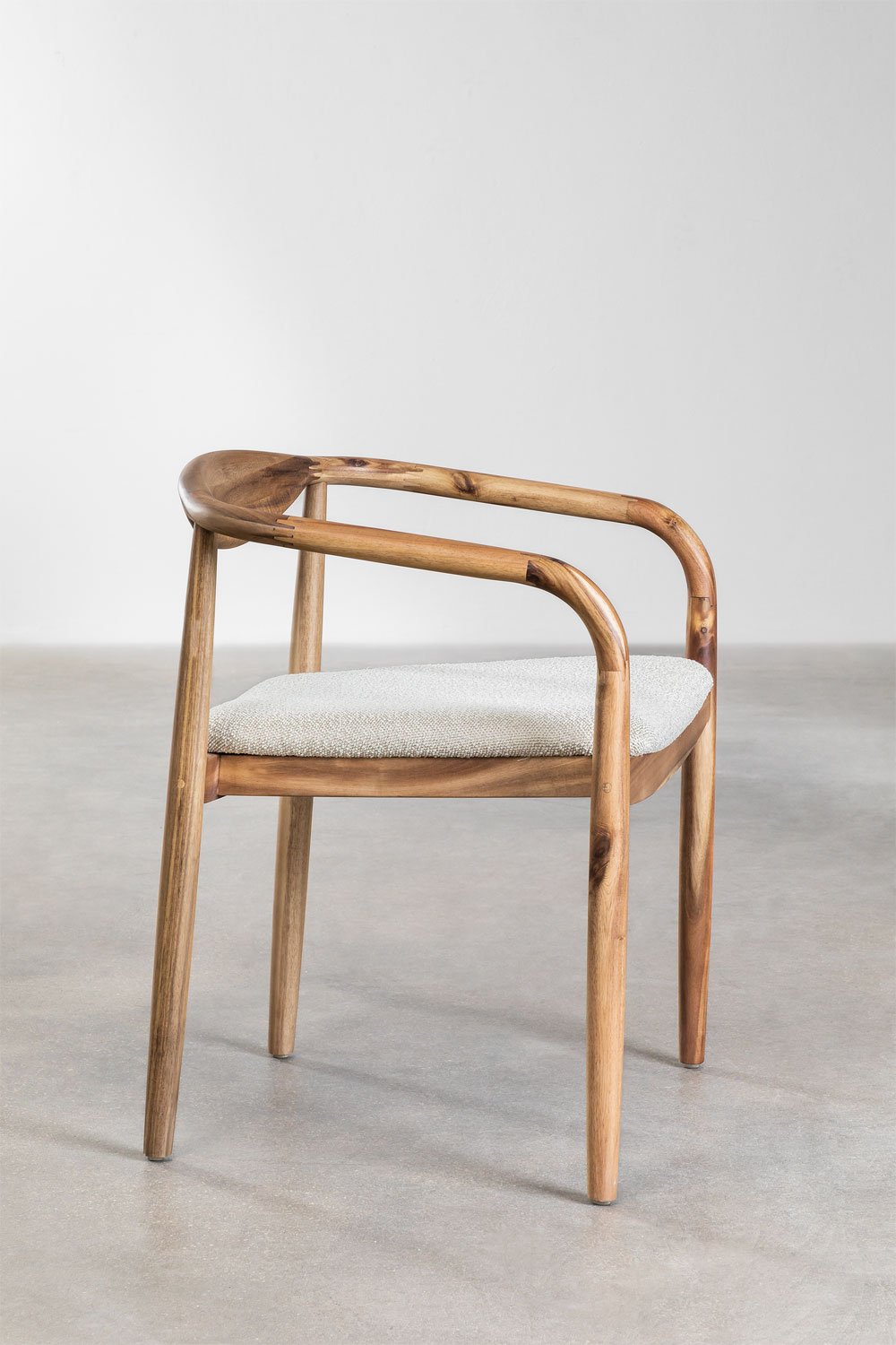 Pack mit 2 Esszimmerstühlen aus Akazienholz und Bouclé-Stoff Mallory, Galeriebild 4