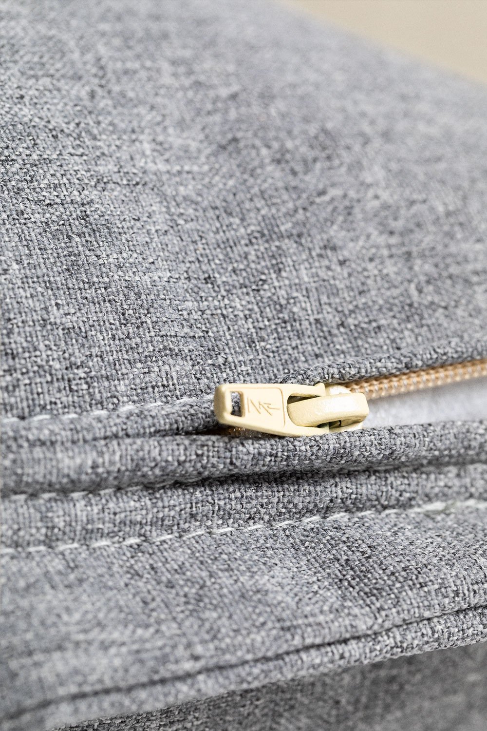 Quadratisches Kissen (53x53 cm) Kata, Galeriebild 5