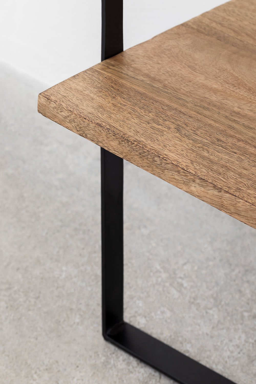 Wandregal aus Mangoholz und Tyrp-Metall  , Galeriebild 6