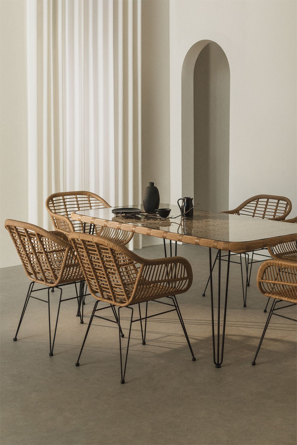 Set aus rechteckigem Tisch aus synthetischem Korbgeflecht (180 x 90 cm) Leribert und 6 Esszimmerstühlen aus synthetischem Rattan, Galeriebild 1