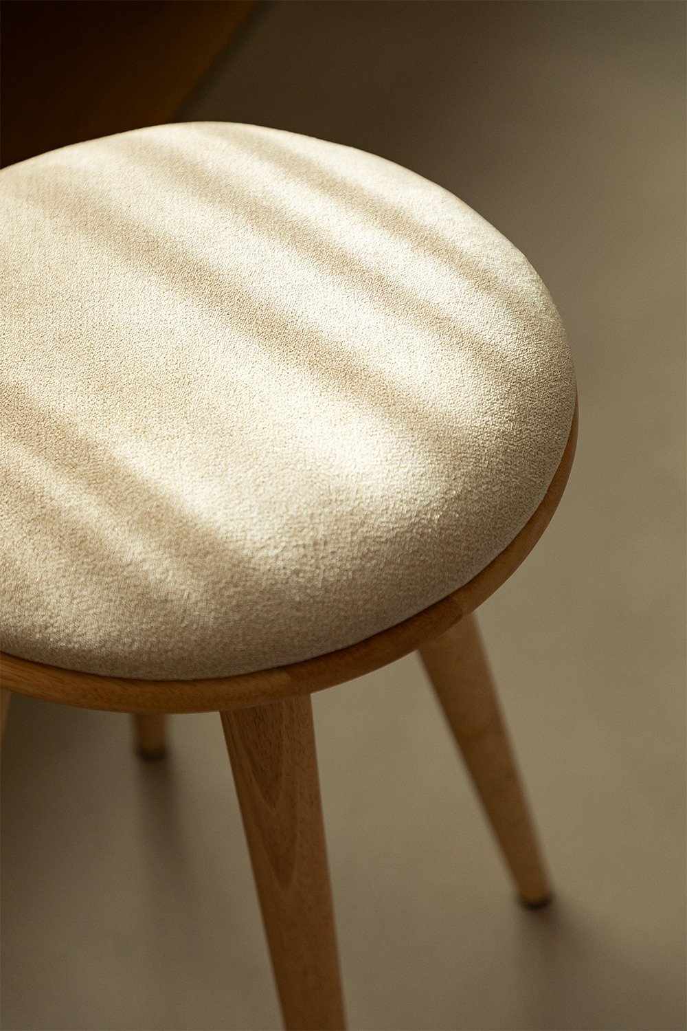 Hocker aus Holz Arlan, Galeriebild 2