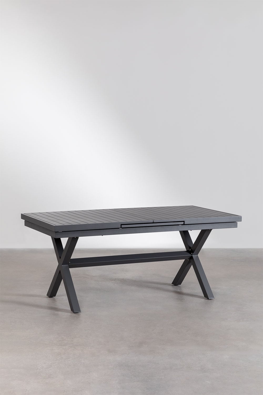 Set aus rechteckigem Gartentisch 180-240x90 cm ausziehbar und 6 stapelbaren Gartenstühlen mit Armlehnen aus Aluminium Karena, Galeriebild 3