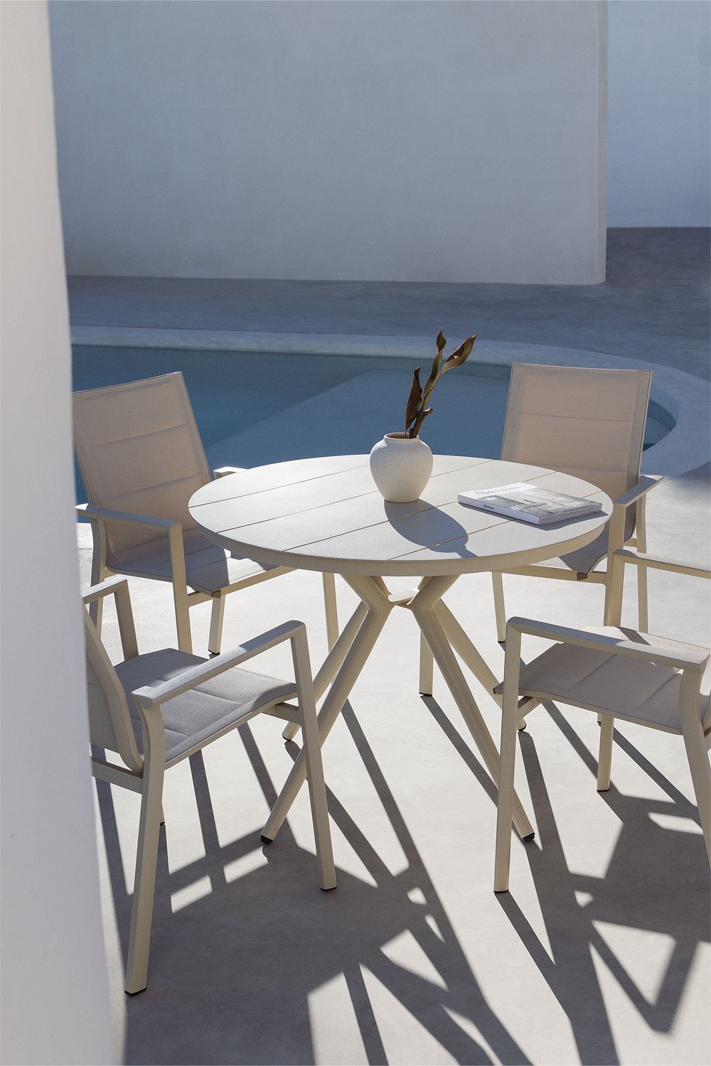 Rundes Tischset (Ø100 cm) Valerie und 4 stapelbare Gartenstühle aus Karena-Aluminium, Galeriebild 1