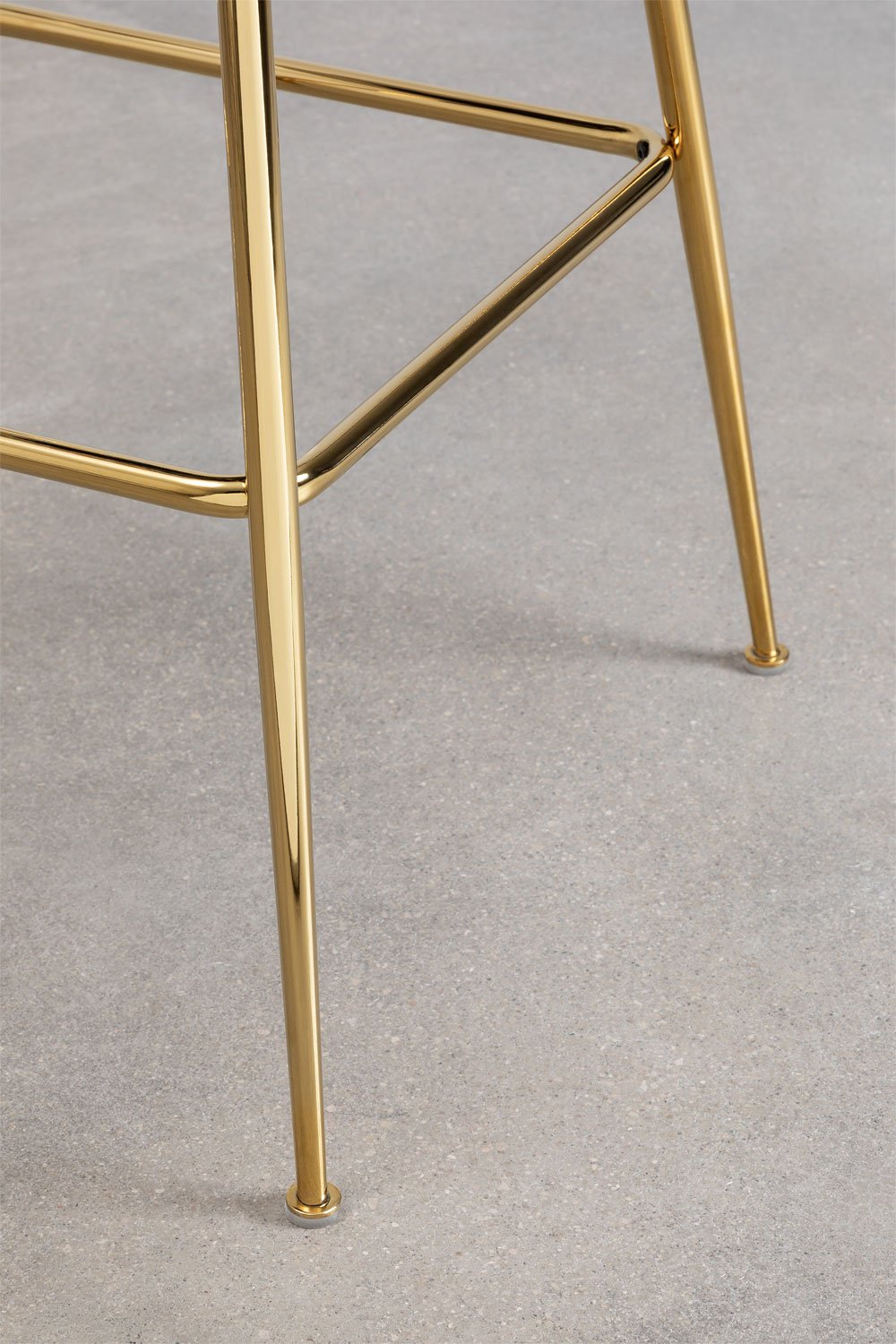 Barhocker 75 cm aus weißem Schaffell und goldenen Beinen Kana Design, Galeriebild 5