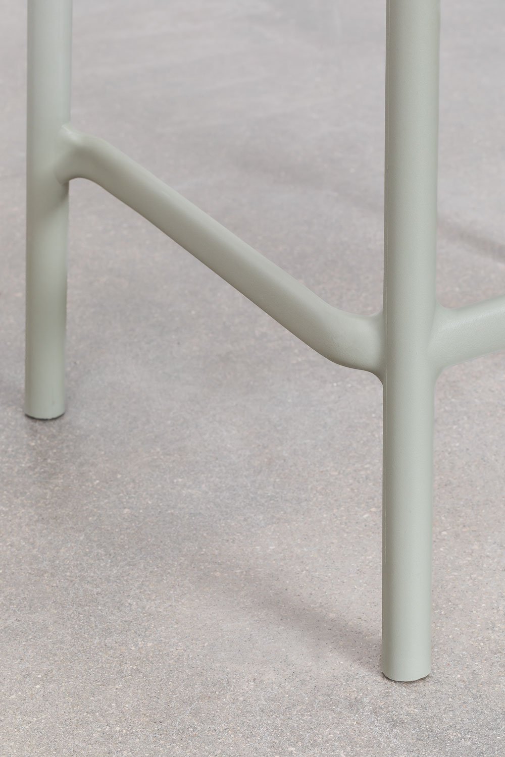 Garten Barhocker 65 cm stapelbar aus khaki grünem Polypropylen Wendell, Galeriebild 7