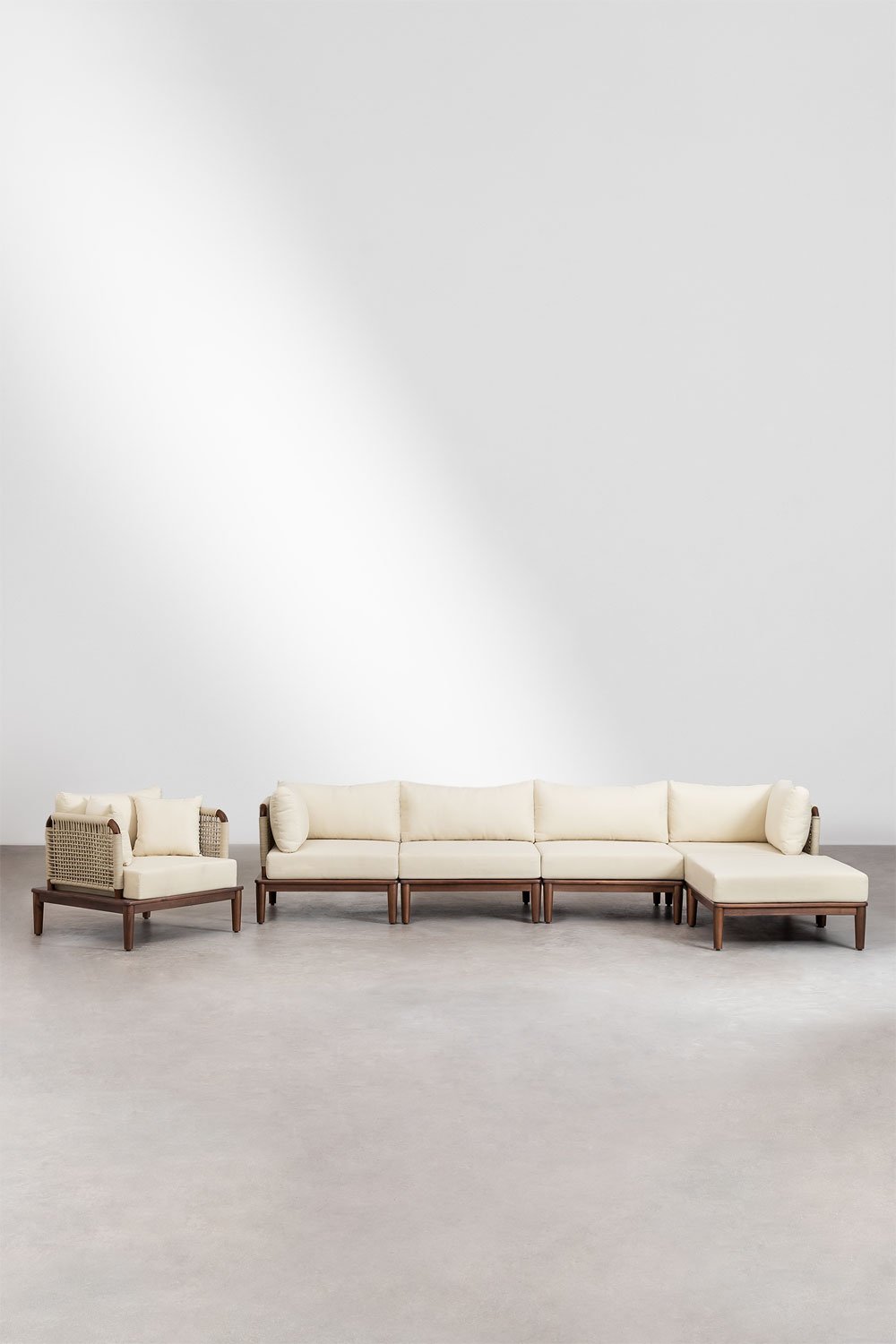 4-teiliges modulares Gartensofa mit 2 Eckstühlen, Hocker und Sessel aus Akazienholz Giulia , Galeriebild 2