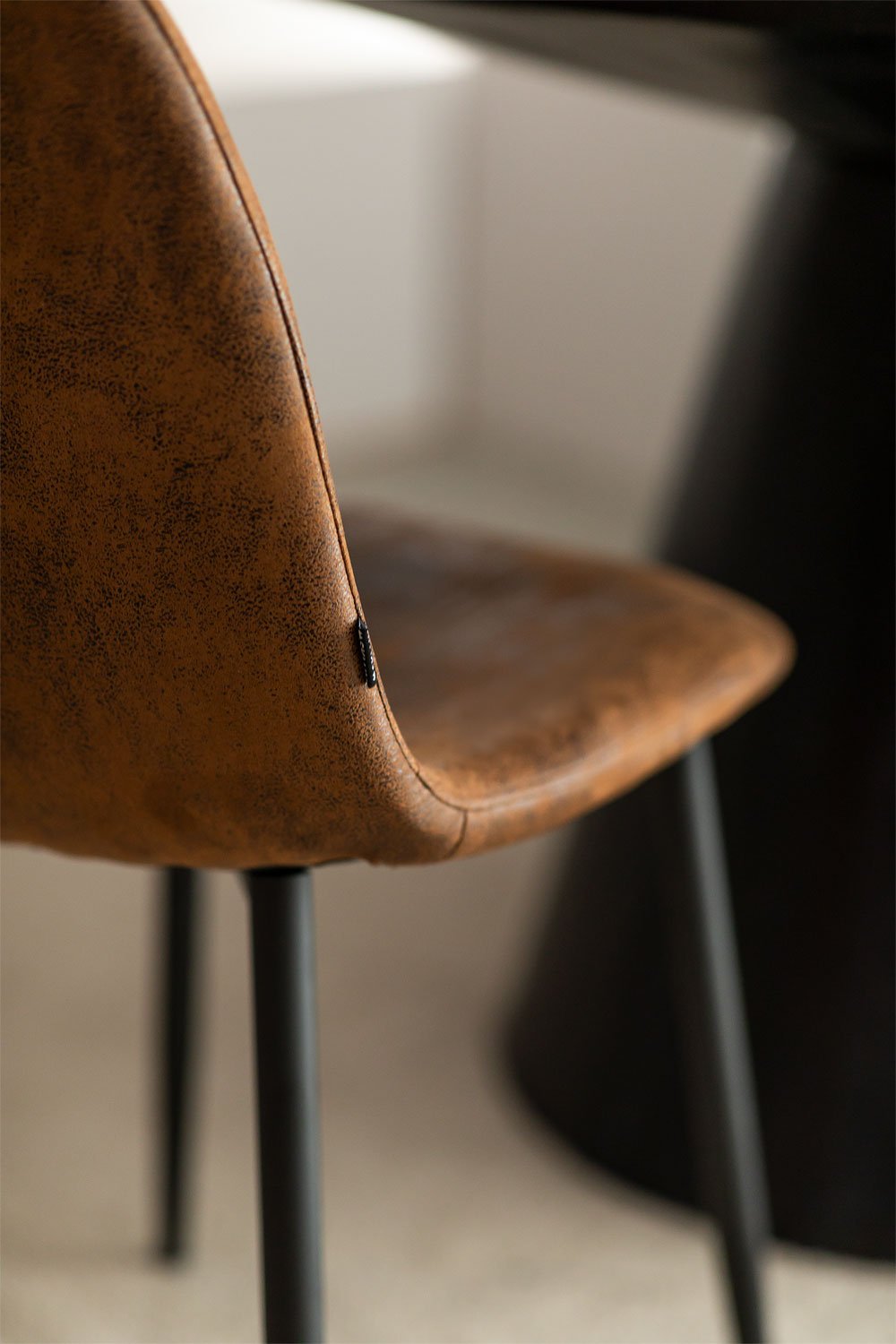 Glamm leatherette chair sales