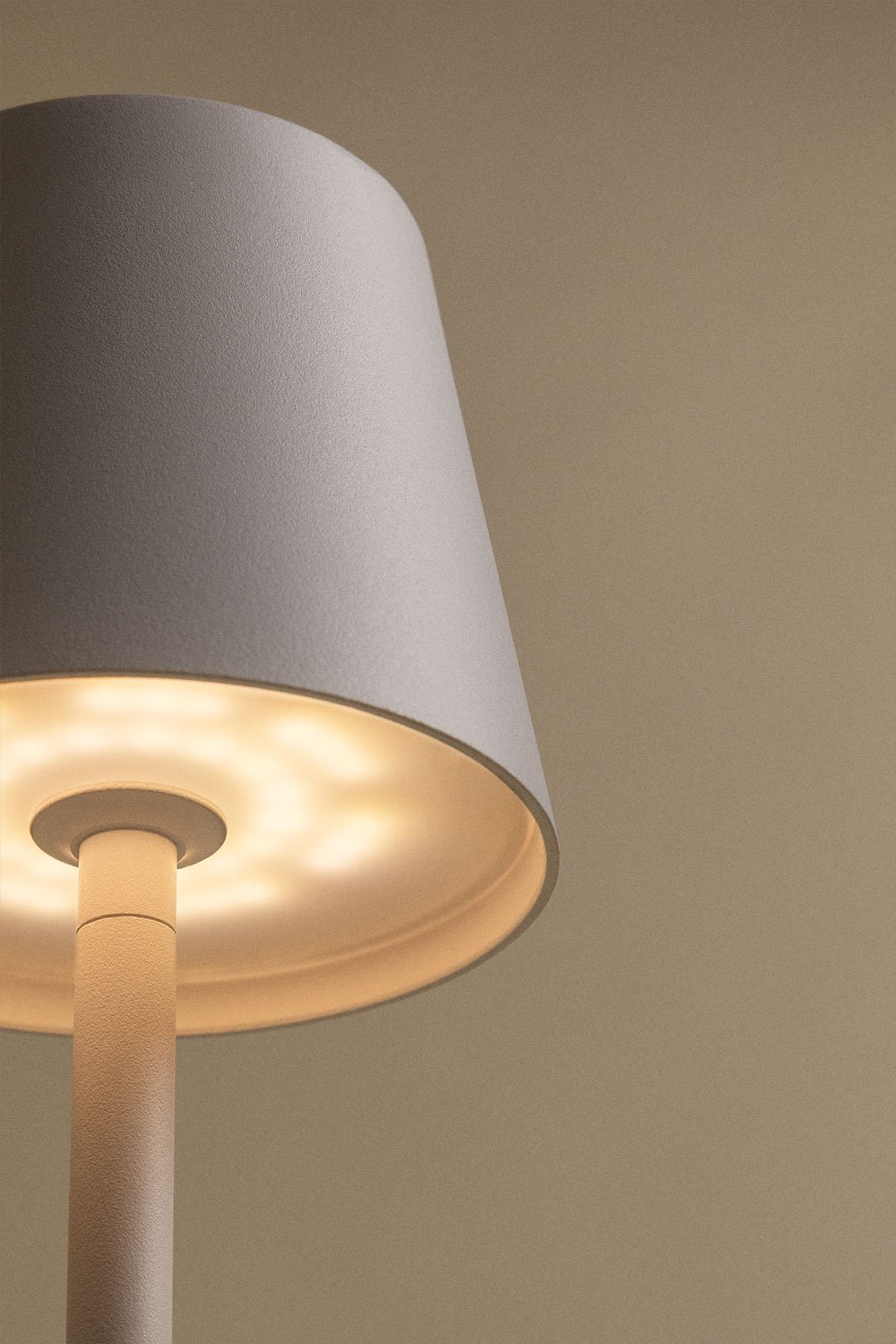 Kabellose LED-Stehlampe für den Außenbereich Isona, Galeriebild 9