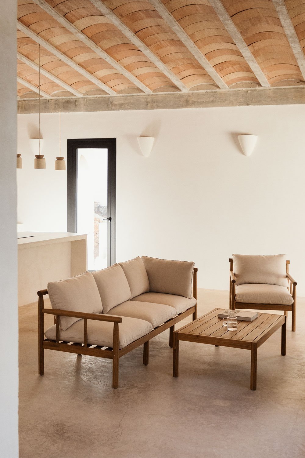 Melvin Wohnzimmer-Set mit 3-Sitzer-Sofa und Sessel aus Akazienholz, Galeriebild 1