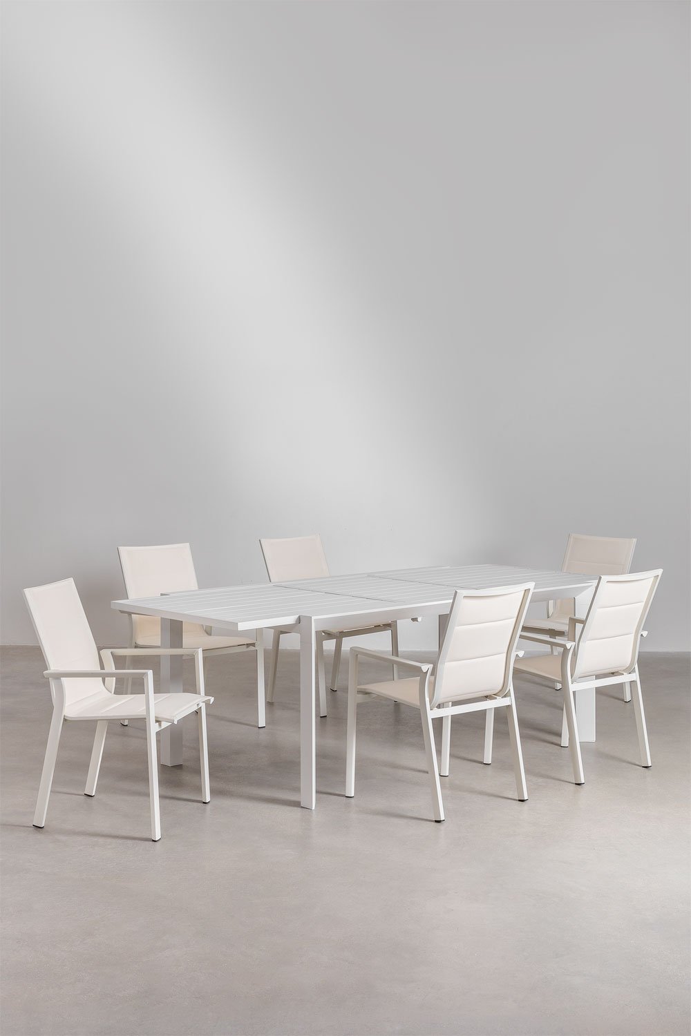 Set aus ausziehbarem rechteckigem Starmi-Aluminiumtisch (180–240 x 100 cm) und 6 stapelbaren Gartenstühlen aus Karena-Aluminium, Galeriebild 1