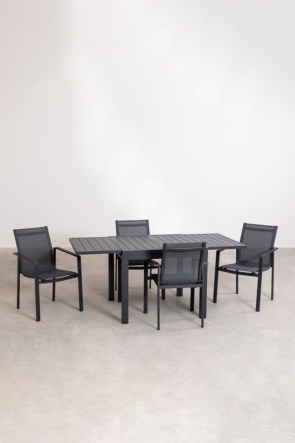 Set aus rechteckigem ausziehbarem Aluminiumtisch (90–180 x 90 cm) Starmi und 4 Eika-Außenstühlen, Galeriebild 1
