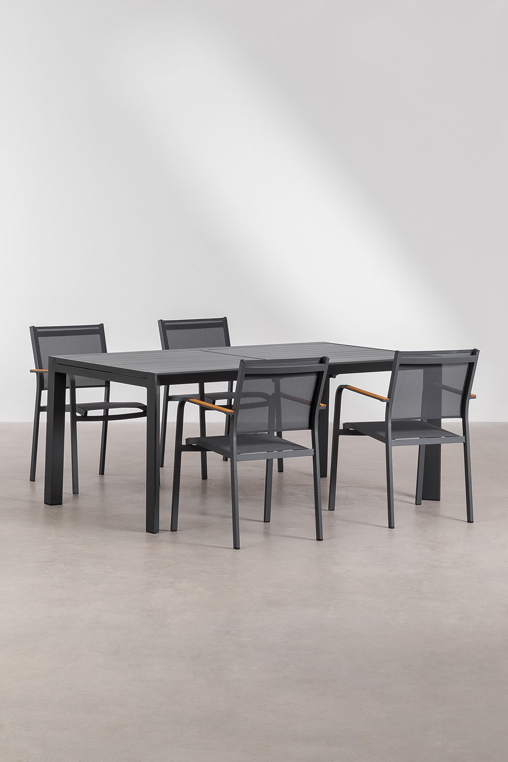 Set aus ausziehbarem rechteckigem Tisch aus Aluminium (180-240x100 cm) Starmi und 4 stapelbaren Gartenstühlen aus Aluminium Arch, Galeriebild 1