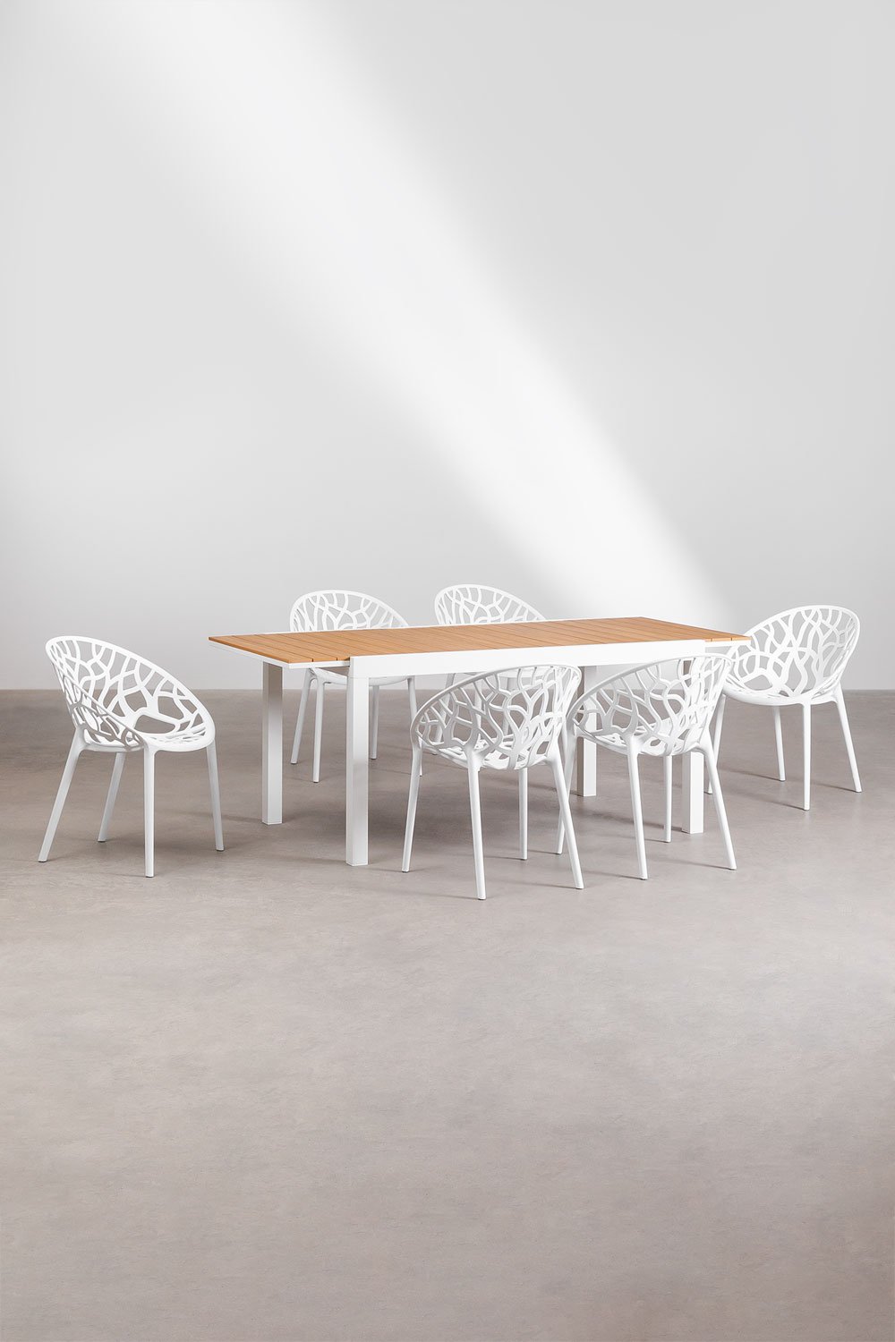 Set aus ausziehbarem rechteckigem Tisch aus Aluminium (150-197x90 cm) Saura und 6 stapelbaren Gartenstühlen Ores, Galeriebild 1