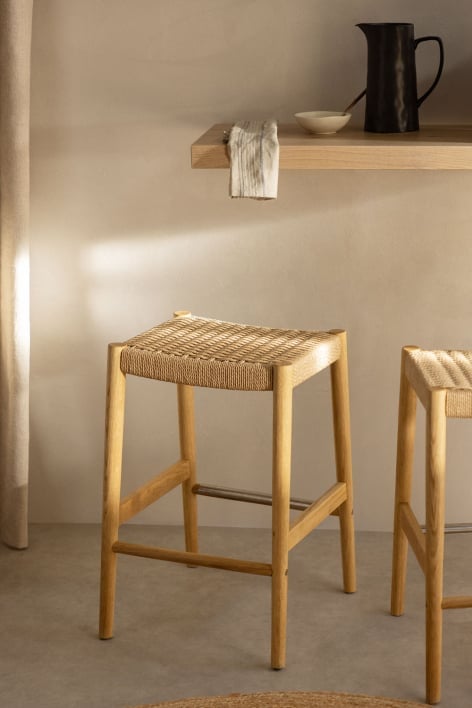 Barhocker 65 cm aus naturfarbenem Eichenholz und geflochtener Schnur Mara