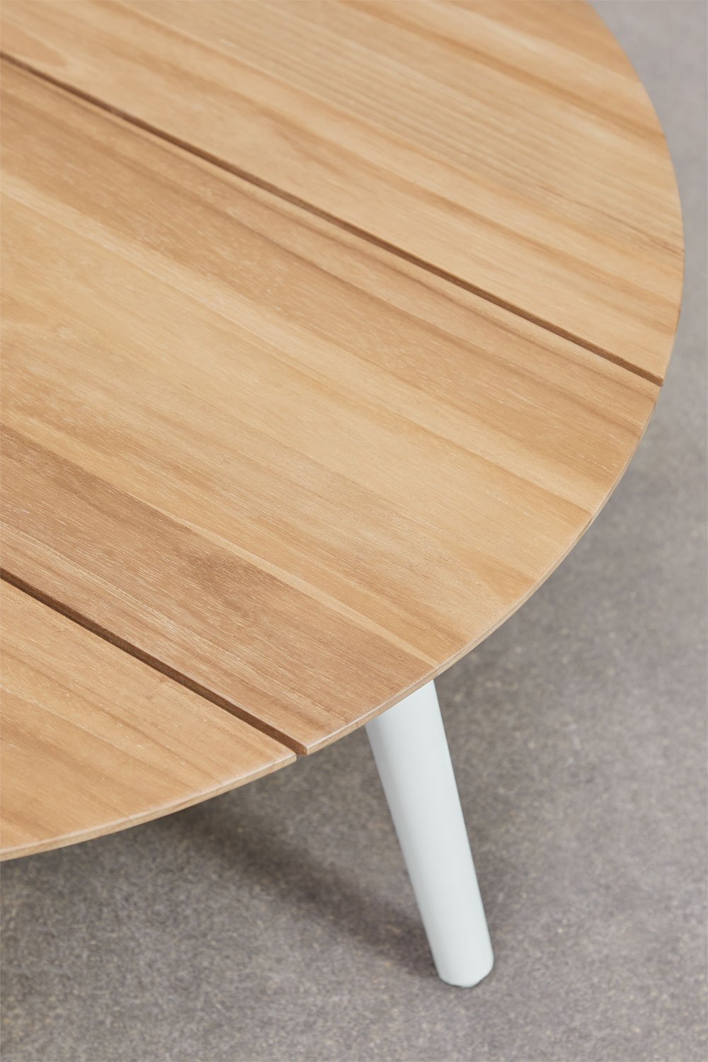 Runder Gartencouchtisch Ø80 cm aus Teakholz und Aluminium Salbury, Galeriebild 4