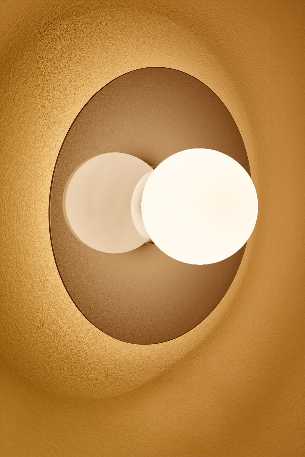 Wandleuchte Kugel 150 Mm: Weißer Glaskugel-Schirm Mit Messing-Gold Sockel, E27, Für Schlafzimmer, Flur, Bad