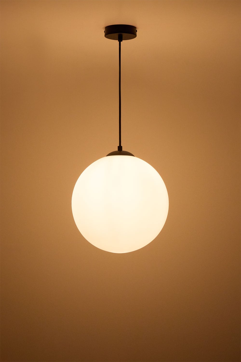 Hängende Deckenlampe aus Eisen mit Glaskugel Uvol, Galeriebild 3