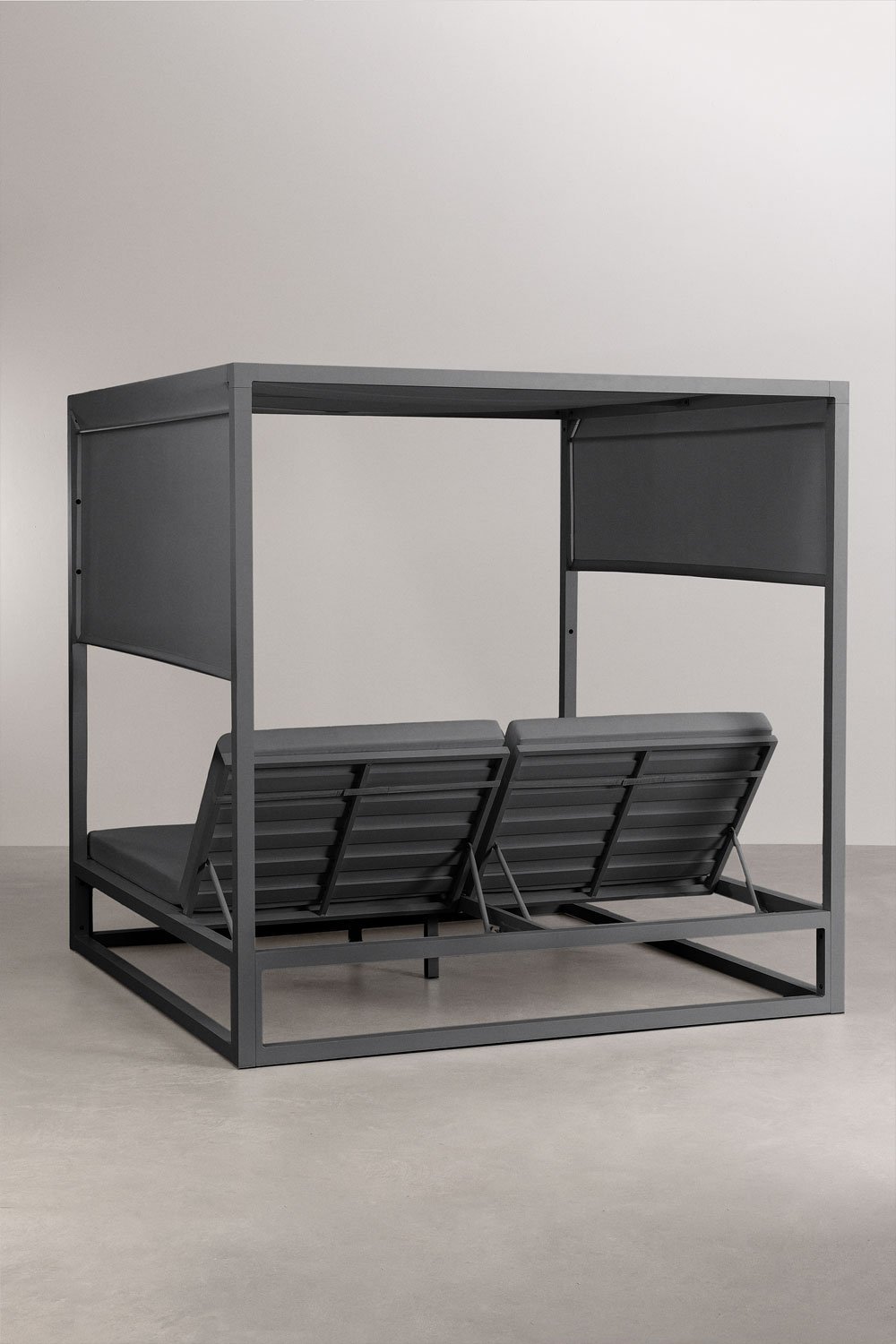 Liegendes balinesisches Bett aus Aluminium und Nasau-Stoff, Galeriebild 7