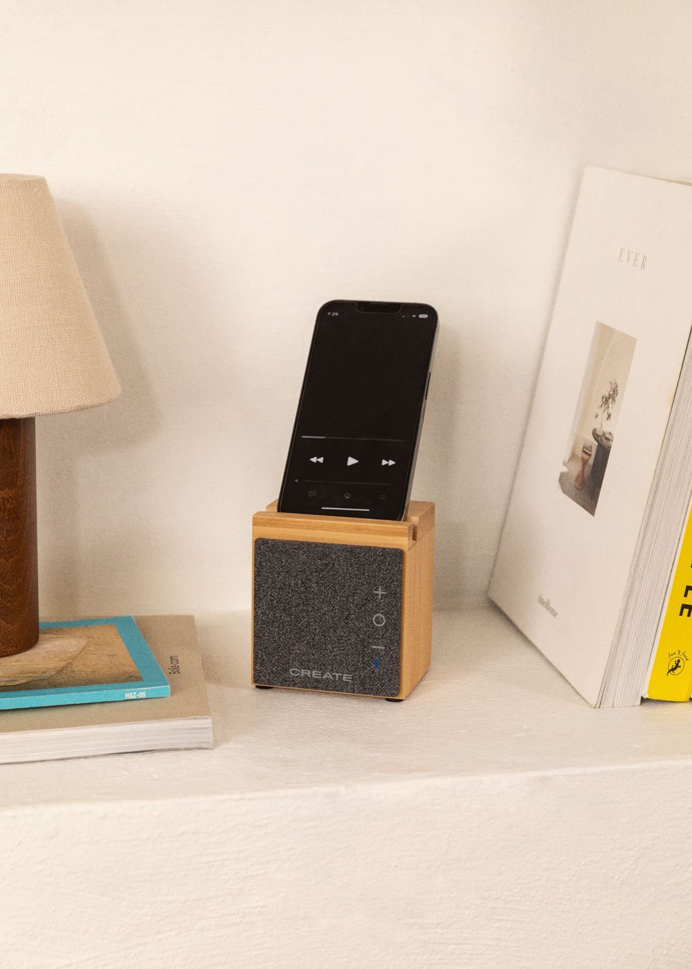 CREATE - SPEAKER MINI PRO BAMBOO - Bluetooth-Lautsprecher aus Bambus mit Smartphone-Halterung, Galeriebild 2