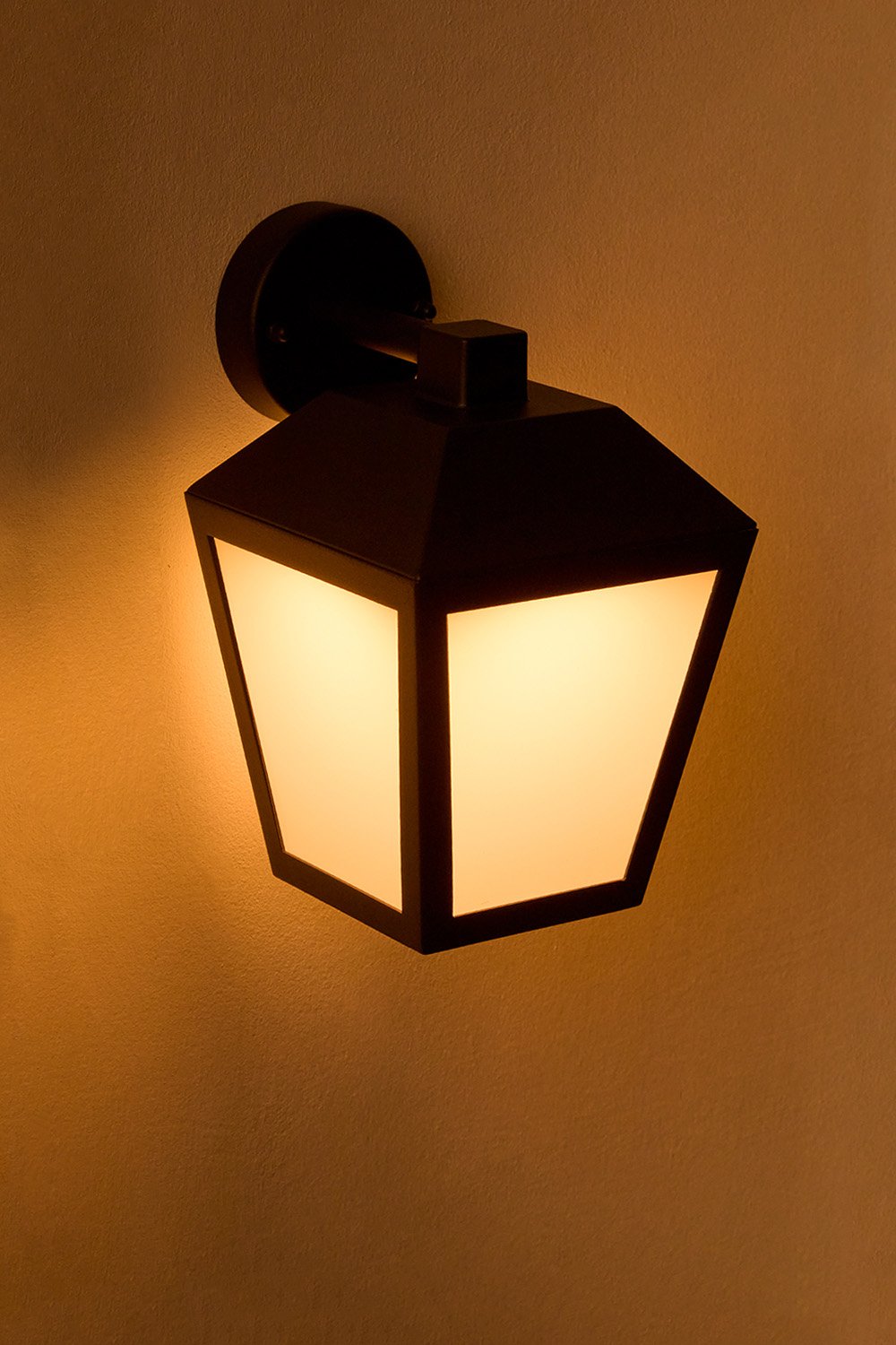 Yalven LED-Außenwandleuchte aus Aluminium, Galeriebild 3