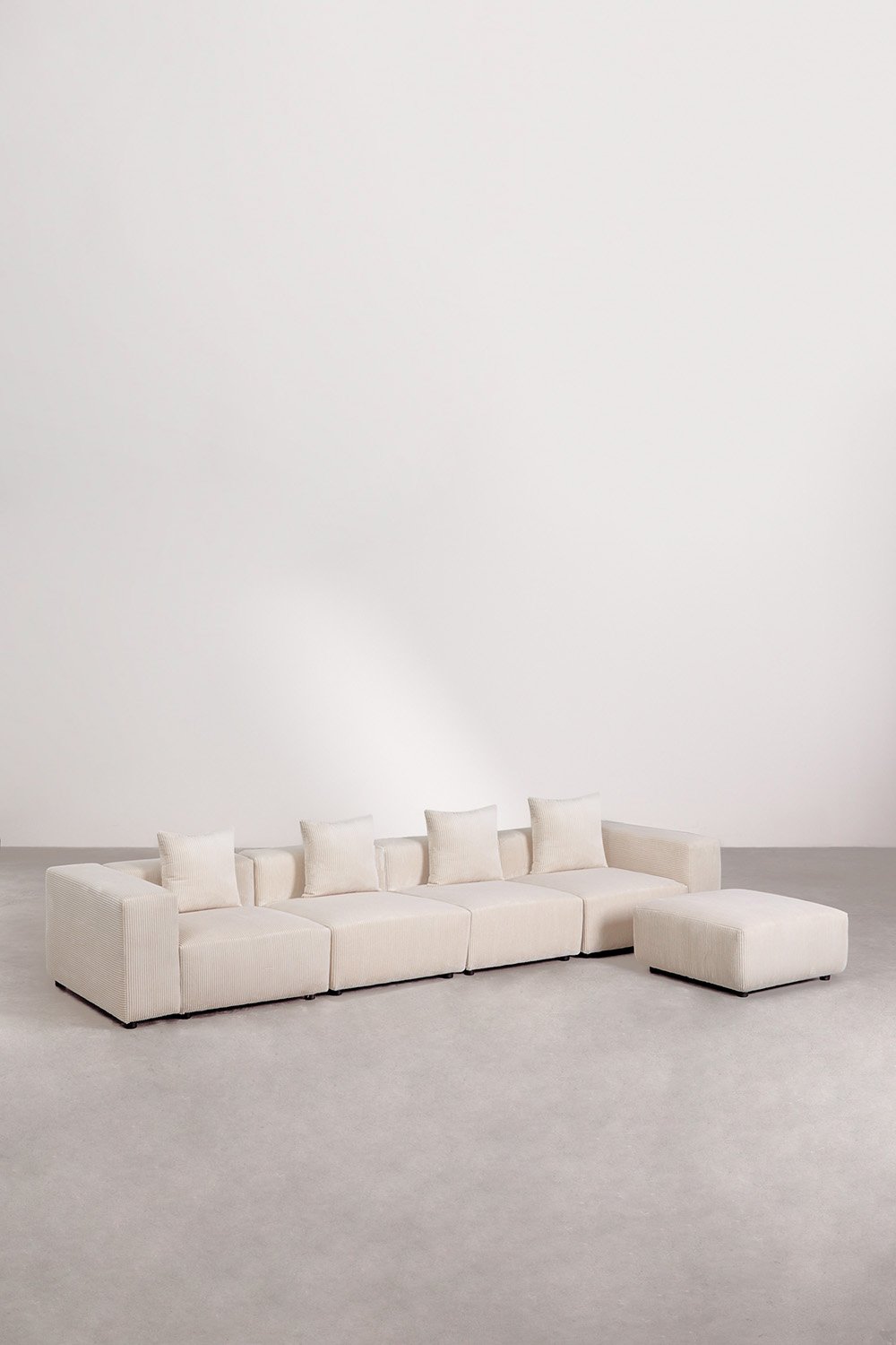 Modulares 4-Sitzer-Sofa mit hoher Armlehne und Hocker (↔︎400 cm) Bruna, Galeriebild 1